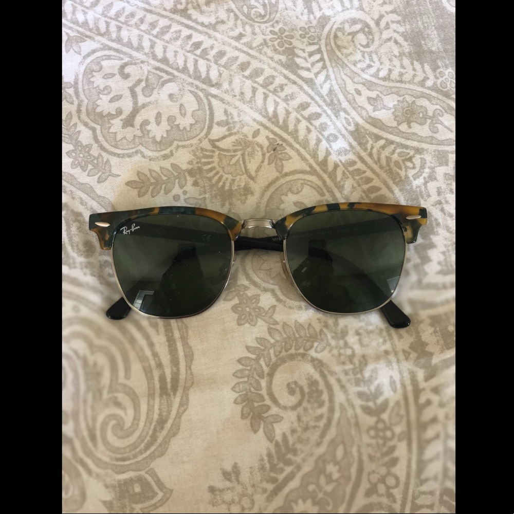 Limited edition Ray Ban club masters 🖤